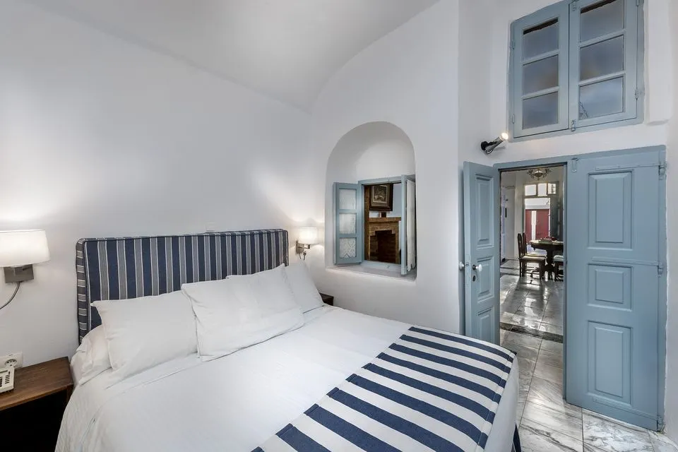 Authentic Santorinia Residences