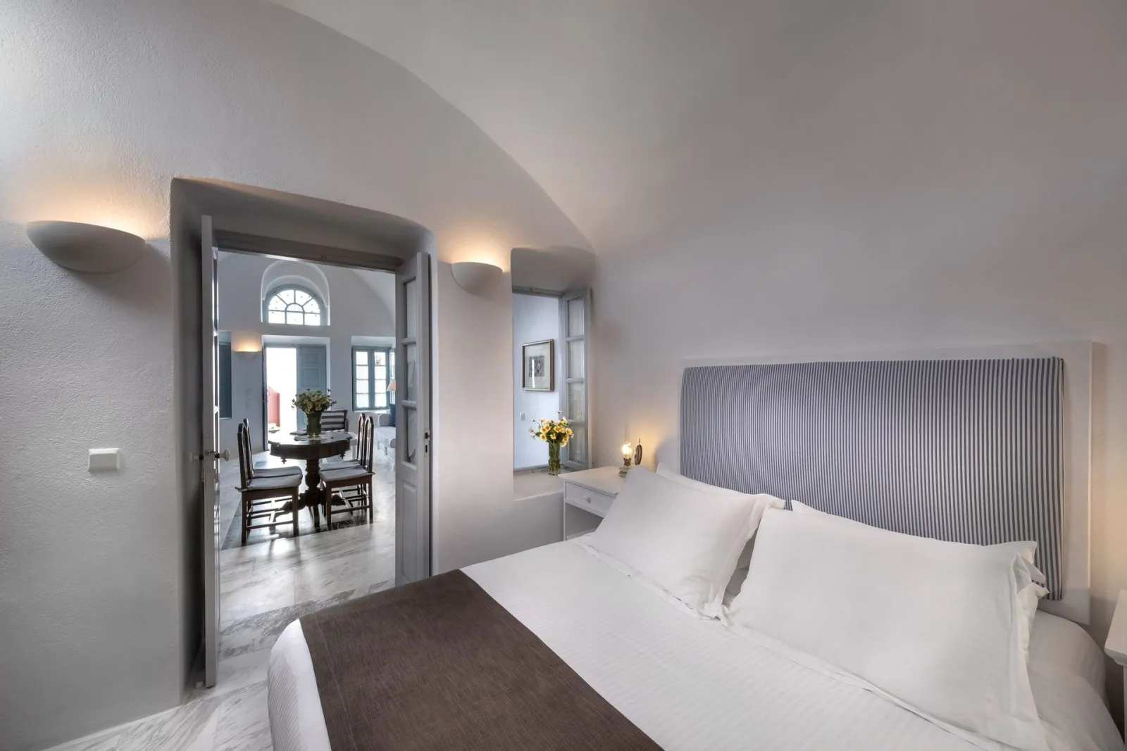 Authentic Santorinia Residence (Family)