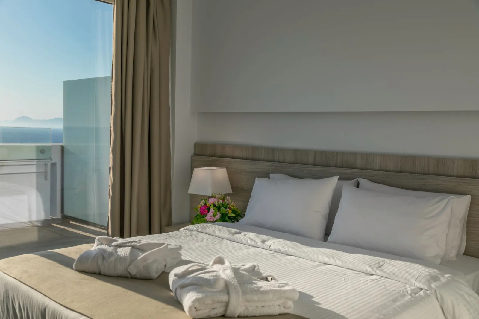 Twin Room with Side Sea View