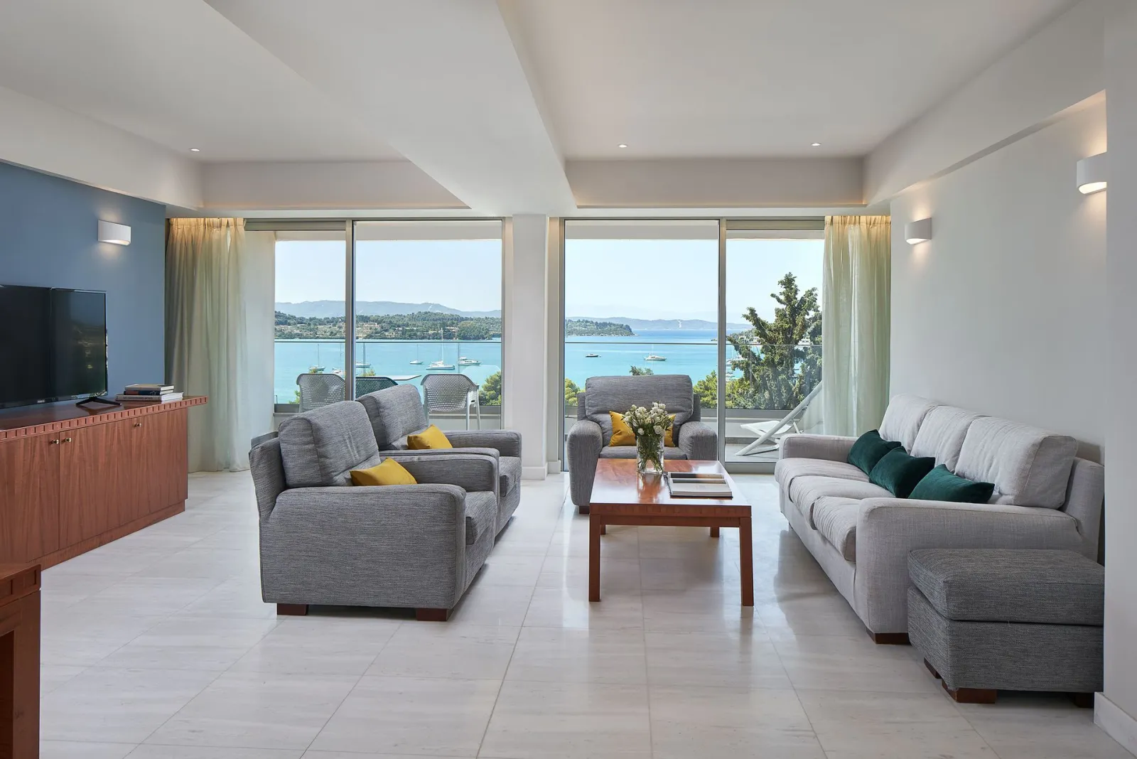 The Grand Suite Unlimited Sea View