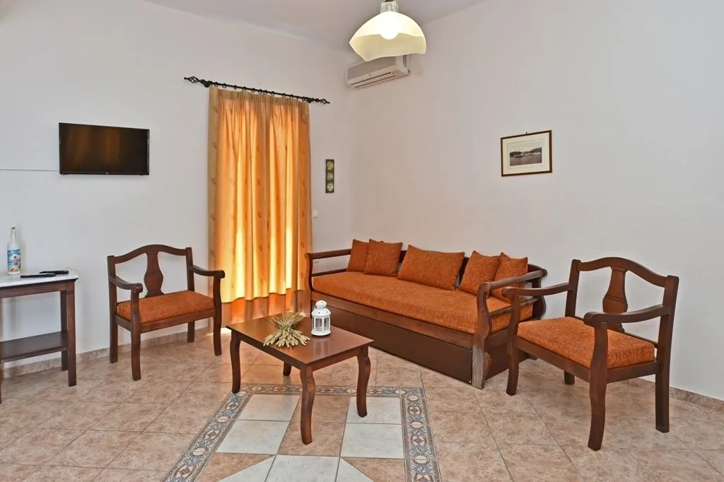 Apartment Land View