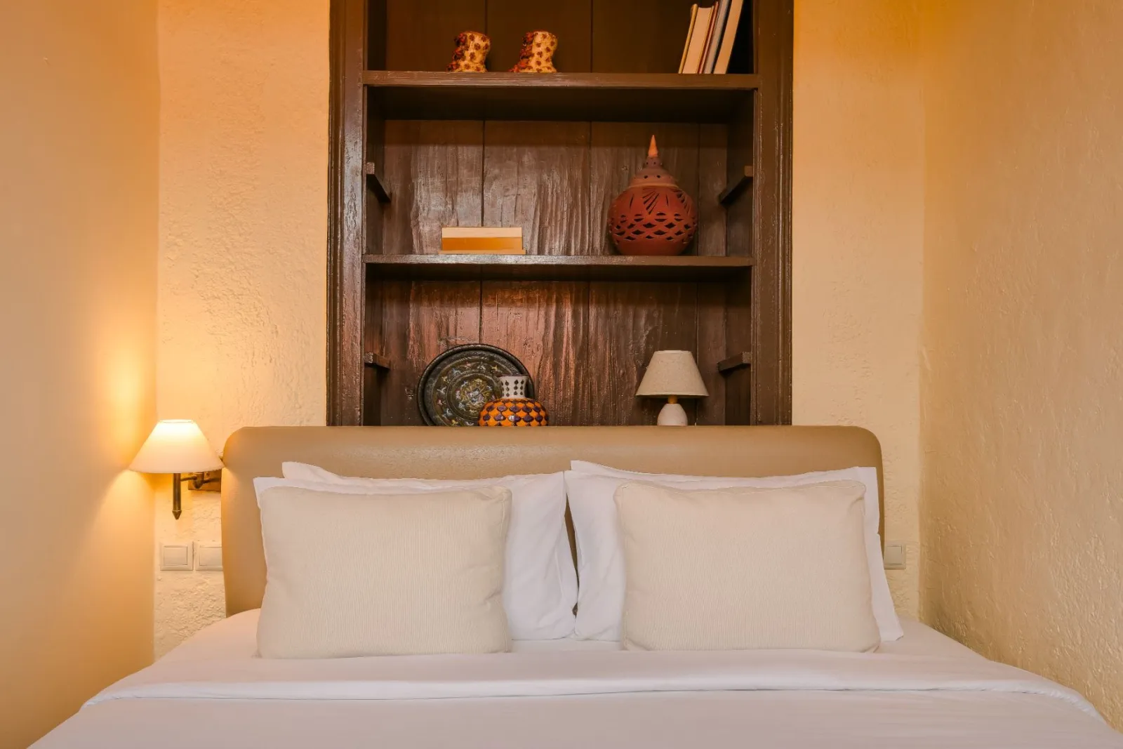 Double Room for Single Use