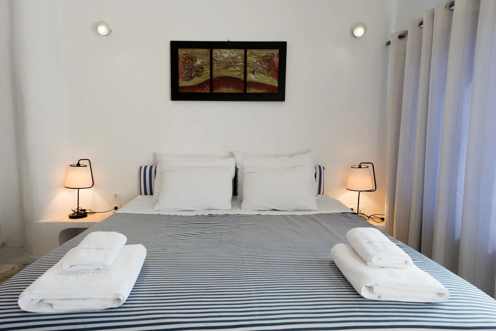Caldera &amp; Mare Suite Caldera View