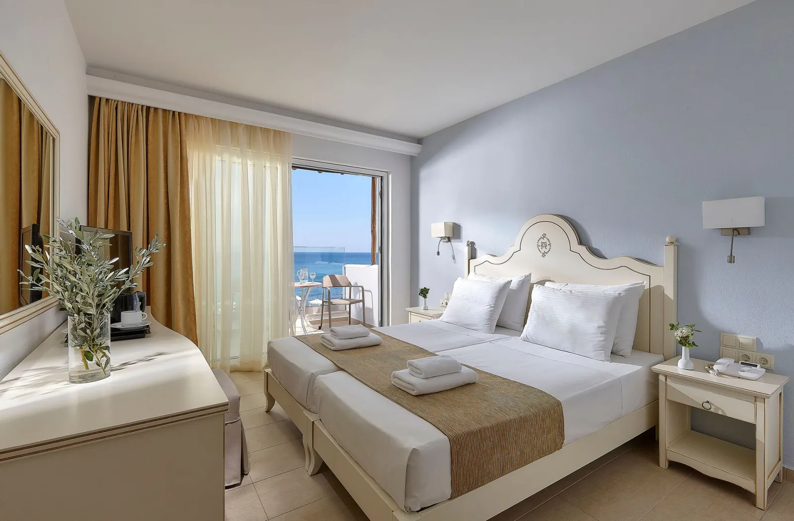 Comfort Room Beach Front