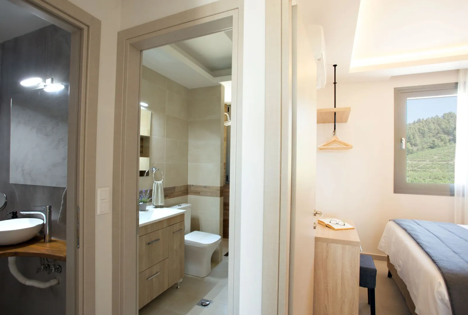 Superior SeaView Two-Bedroom Apartment