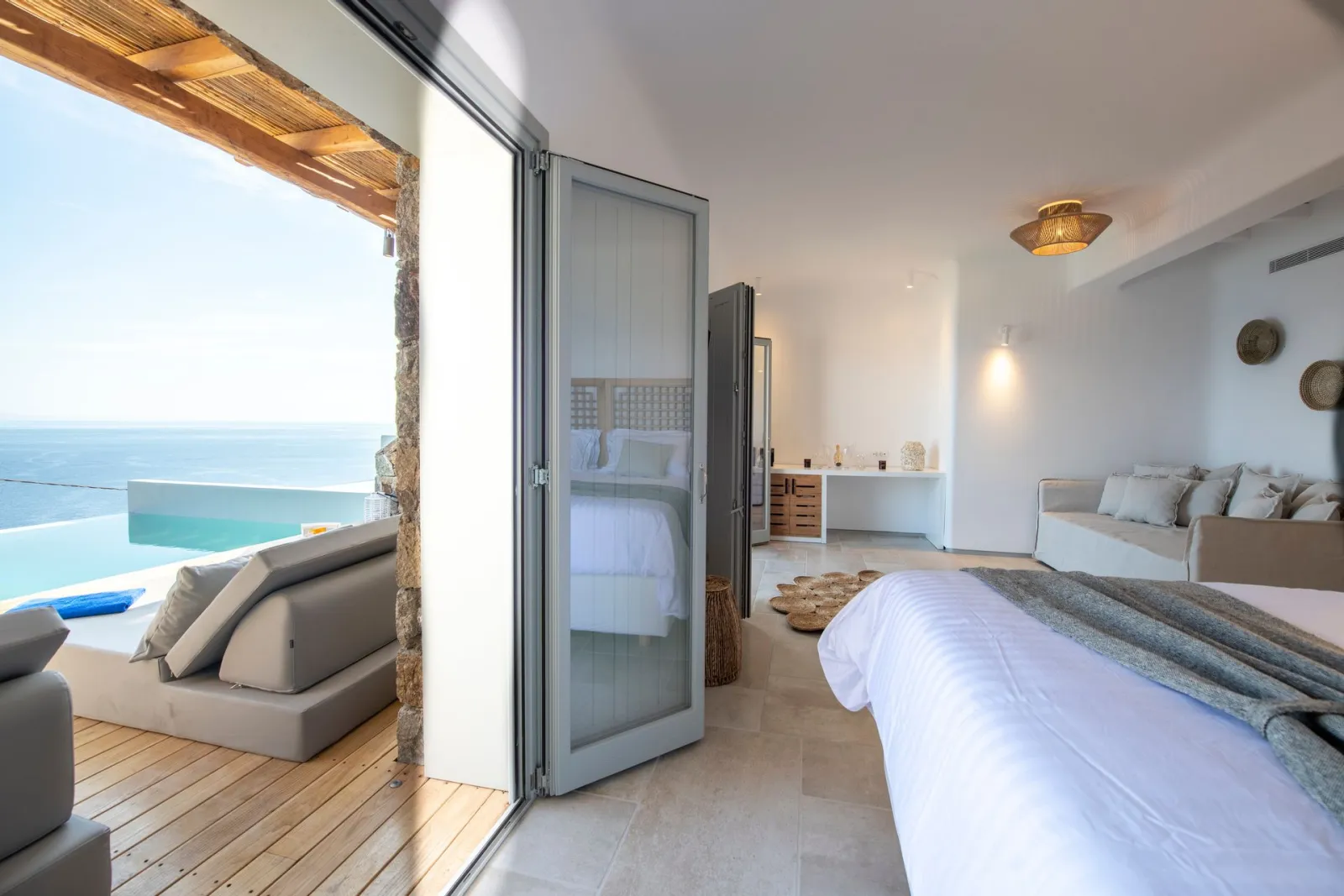 Alissachni Golden Suite