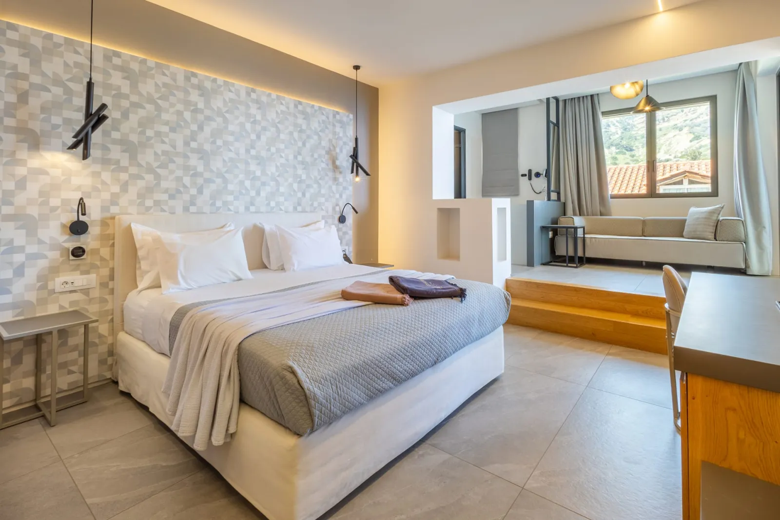 Deluxe Suite with Sea View