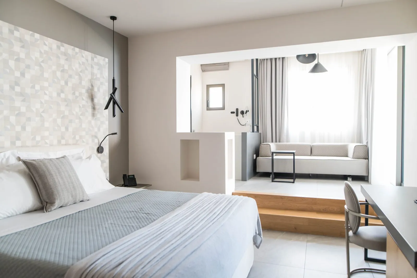 Deluxe Suite with Sea View