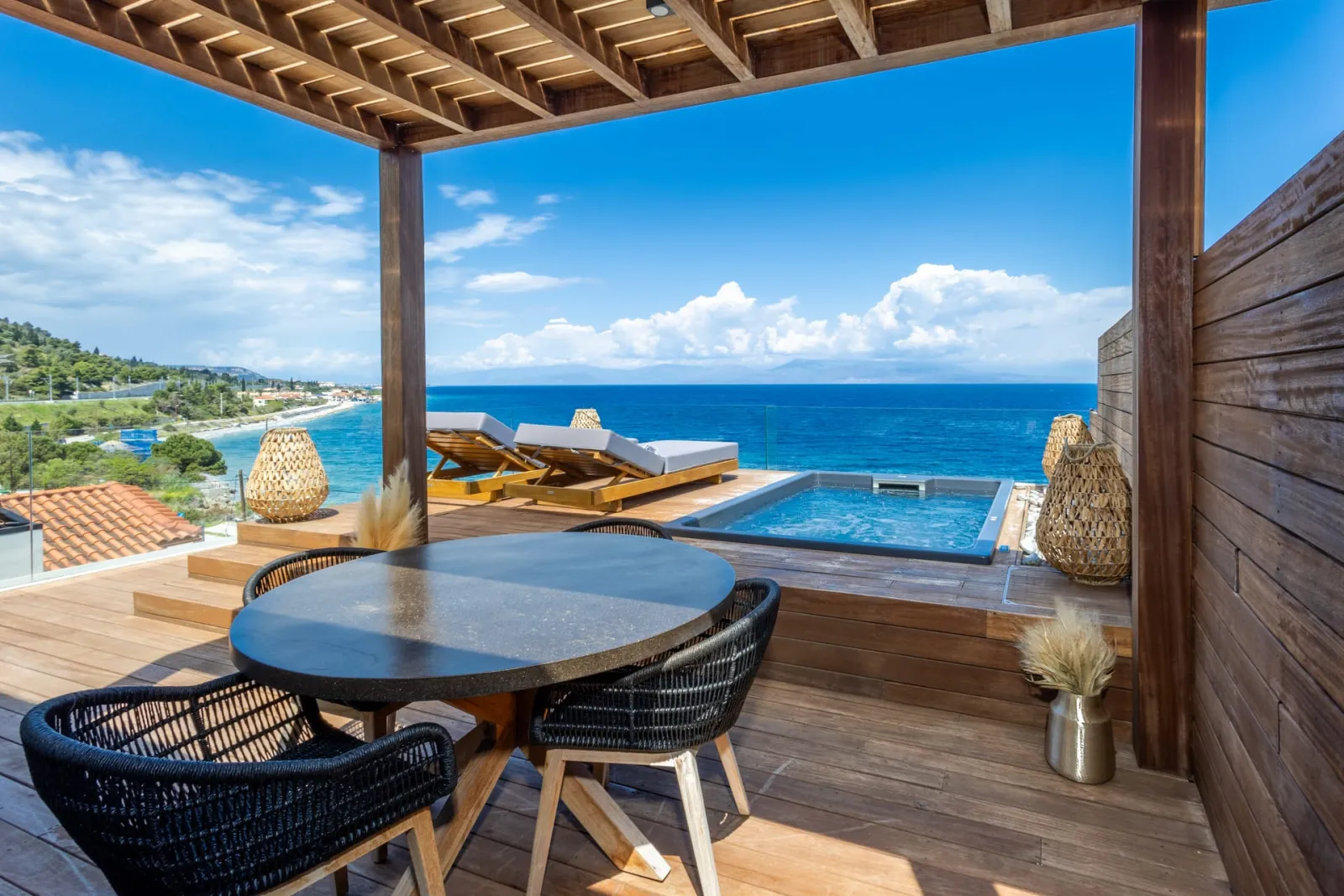 King Suite With Jacuzzi heated mini pool