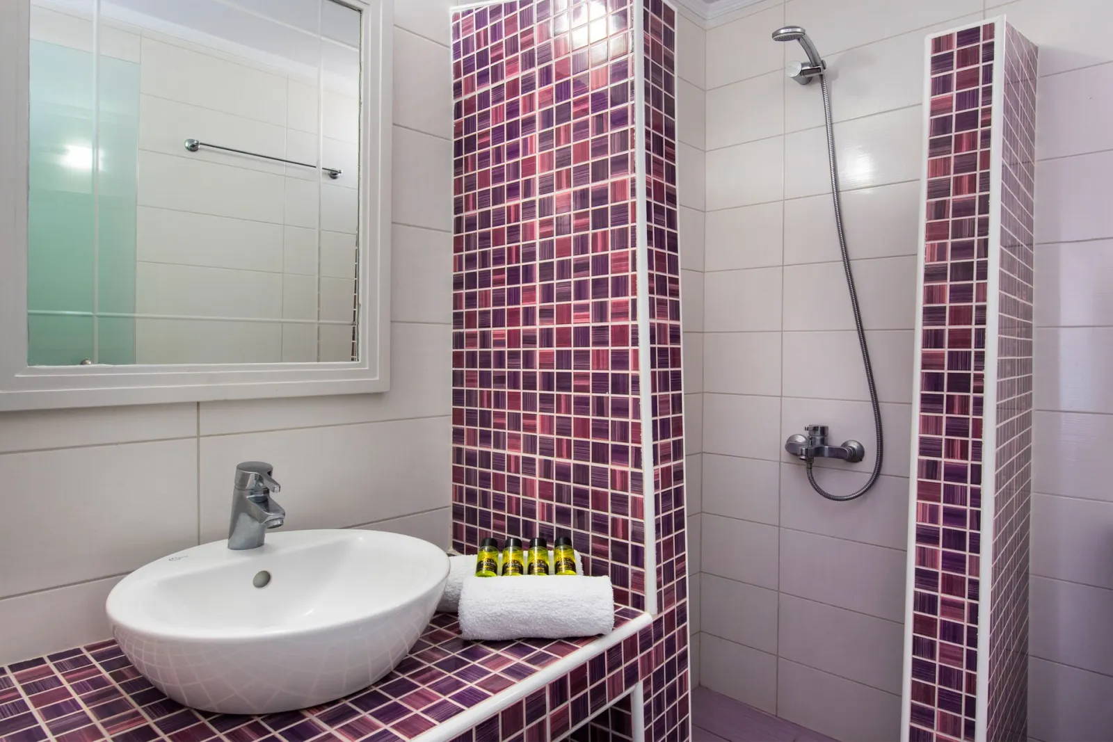 Basic Double Room
