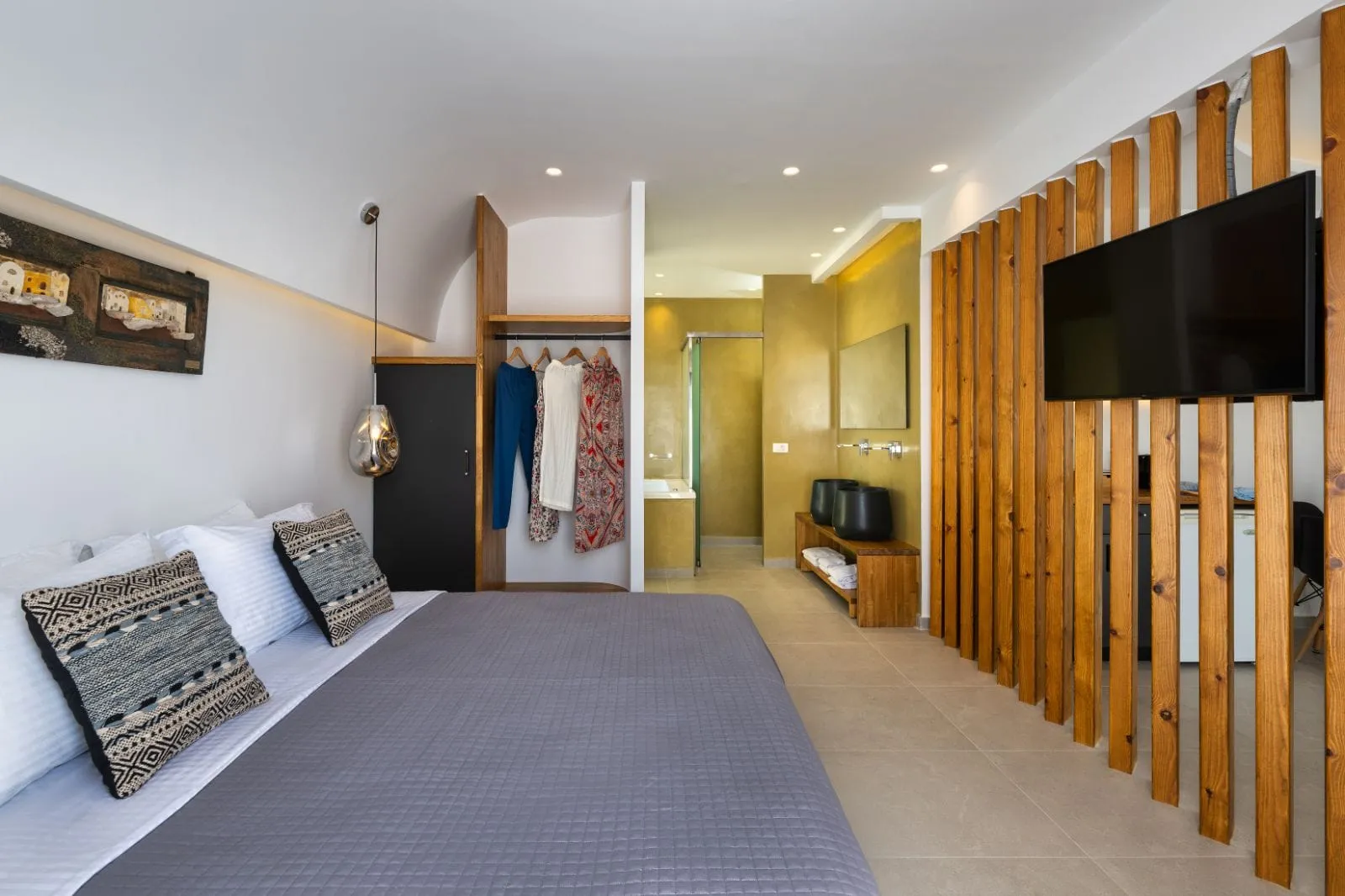 King Suite with Spa Bath