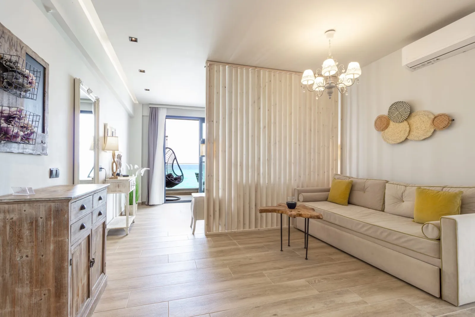 Open Space Apartment with Sea View