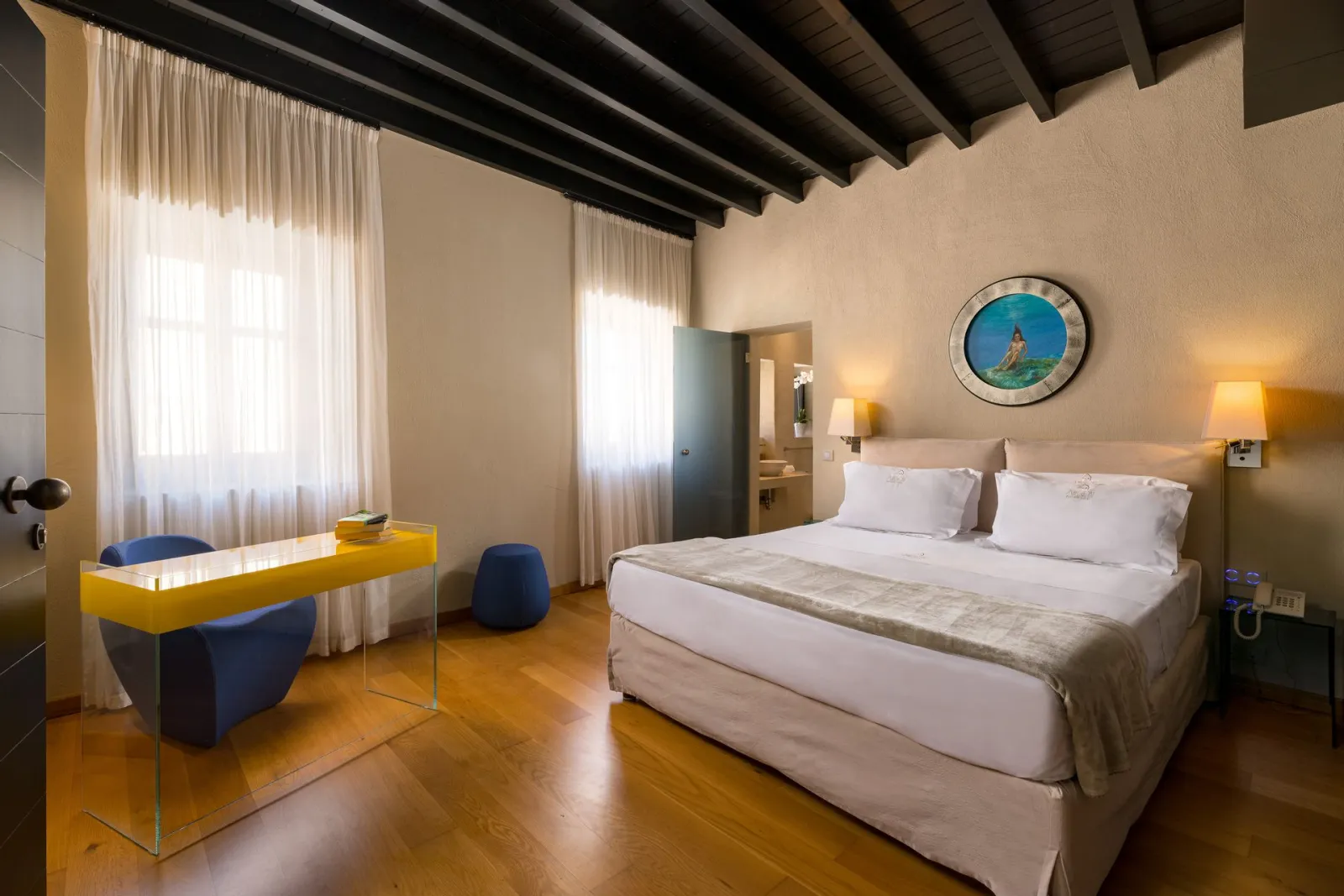 Junior Suite with Shower and Hydro Jets | Orpheus