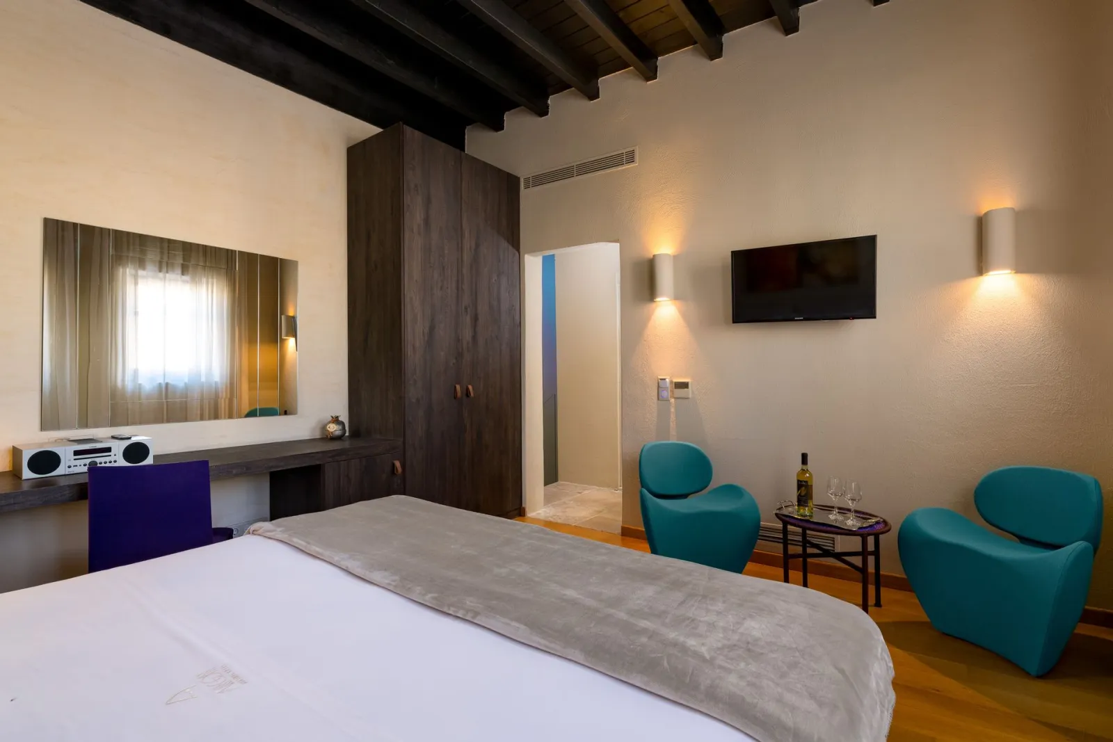 Junior Suite with Shower and Hydro Jets | Callisto