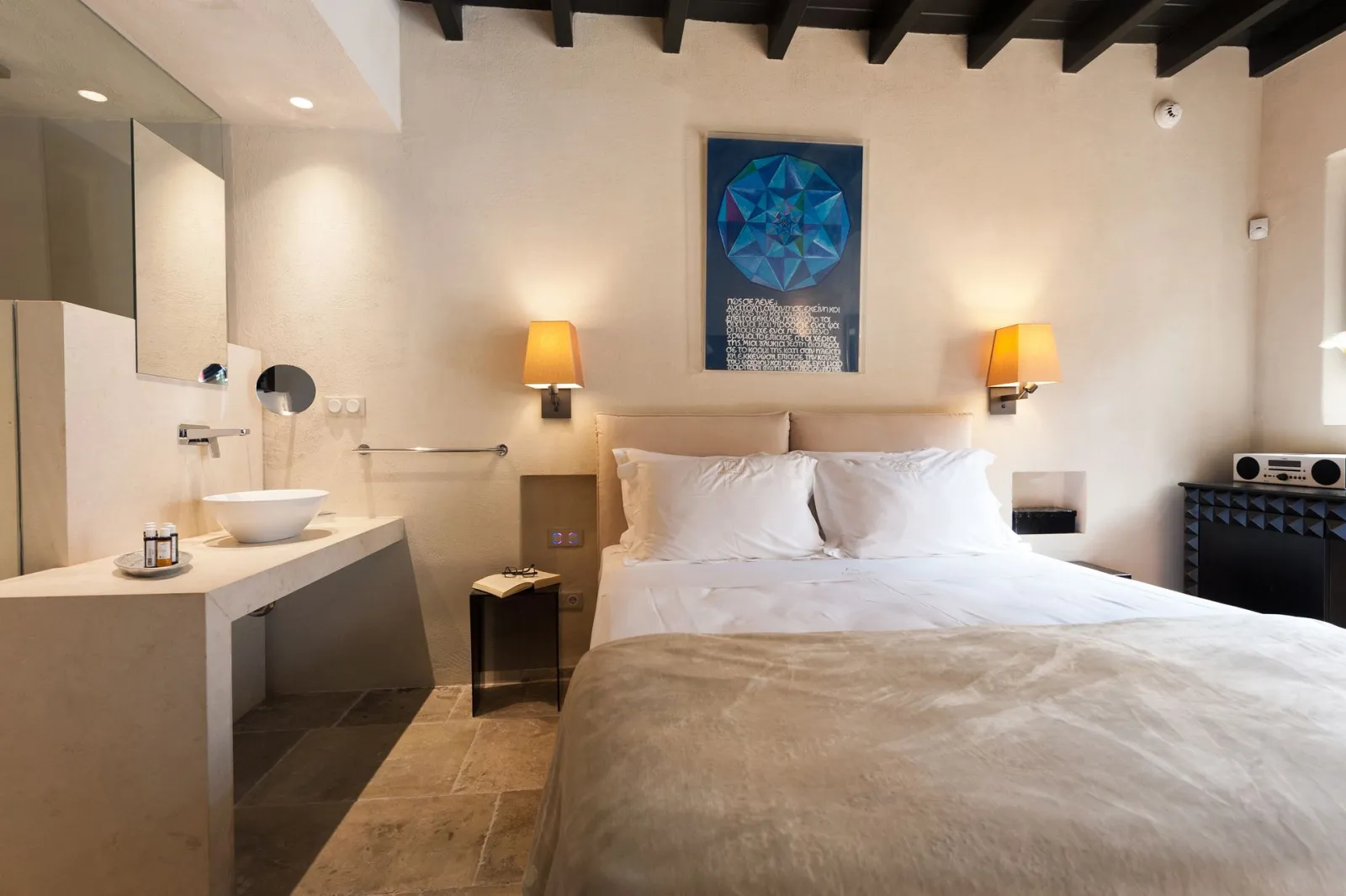 Suite with Balcony | Daphne