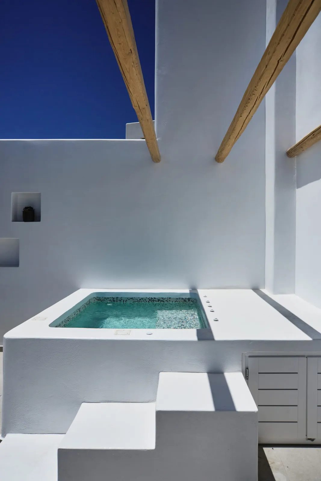Comfort Suite with Hot Tub &amp; Pool View