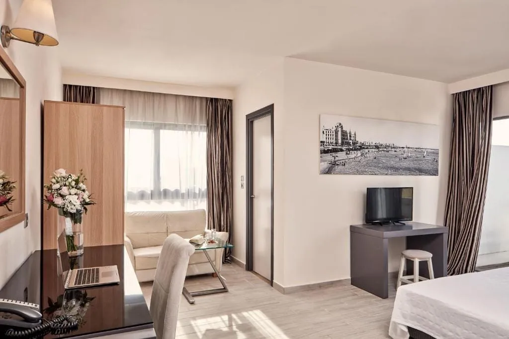 Suite with Panoramic View
