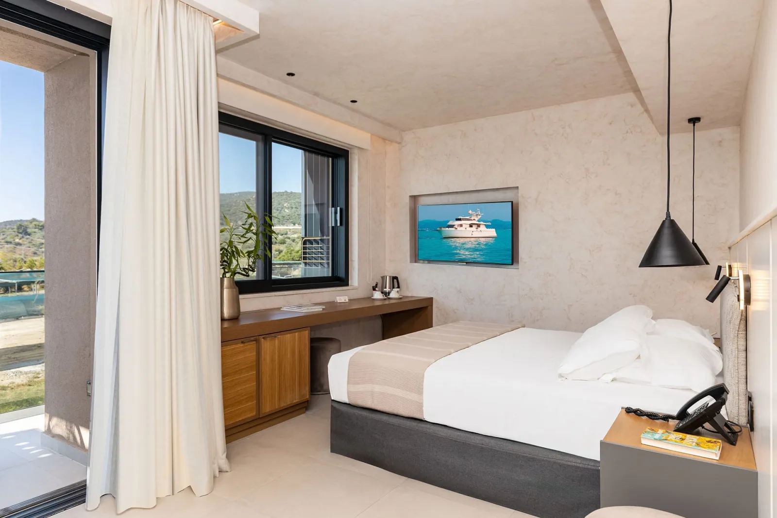 Superior Double Room with Balcony