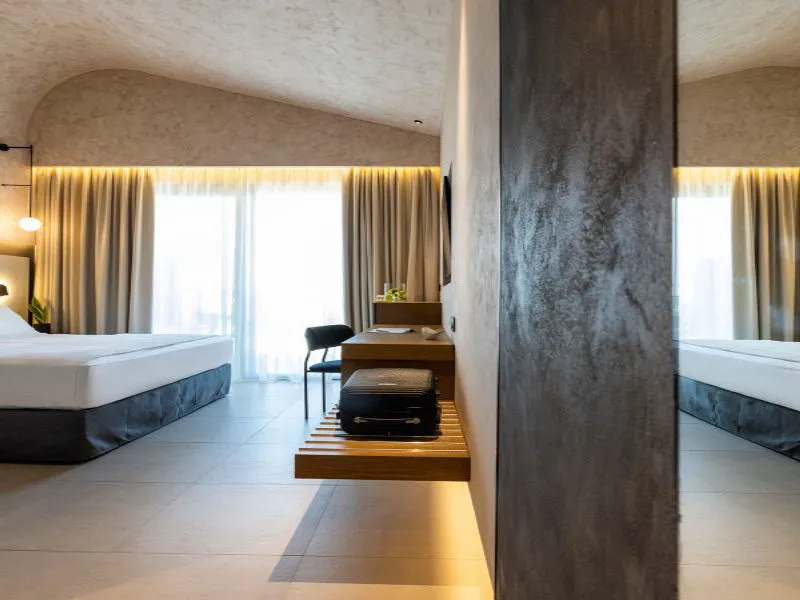 Queen Double Room with Balcony