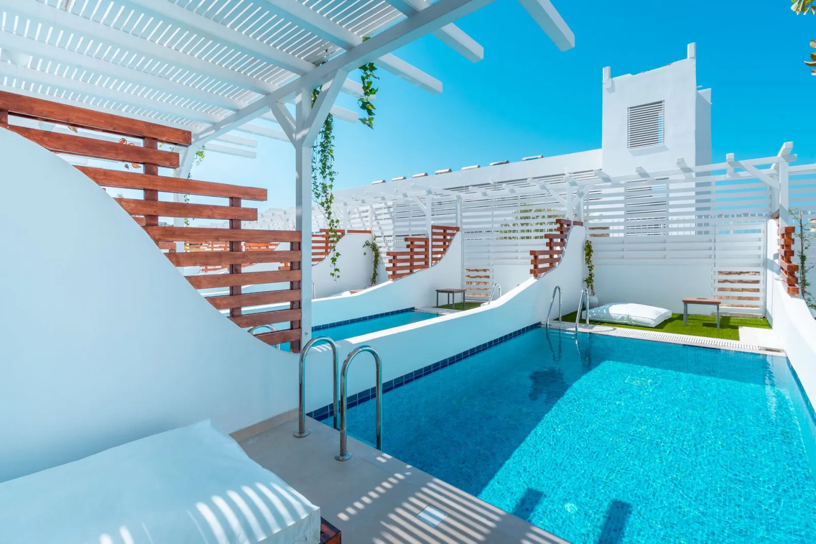 Premium Double Private Pool