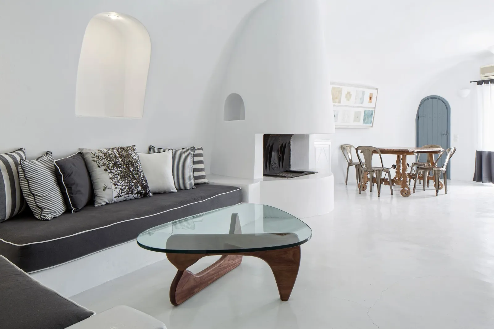 Love Suite