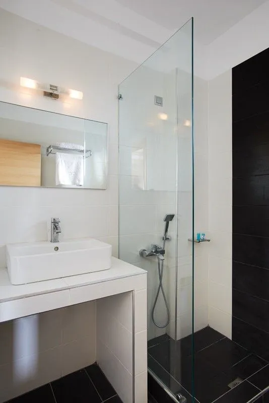 Double Room Pool &amp; Side Sea View
