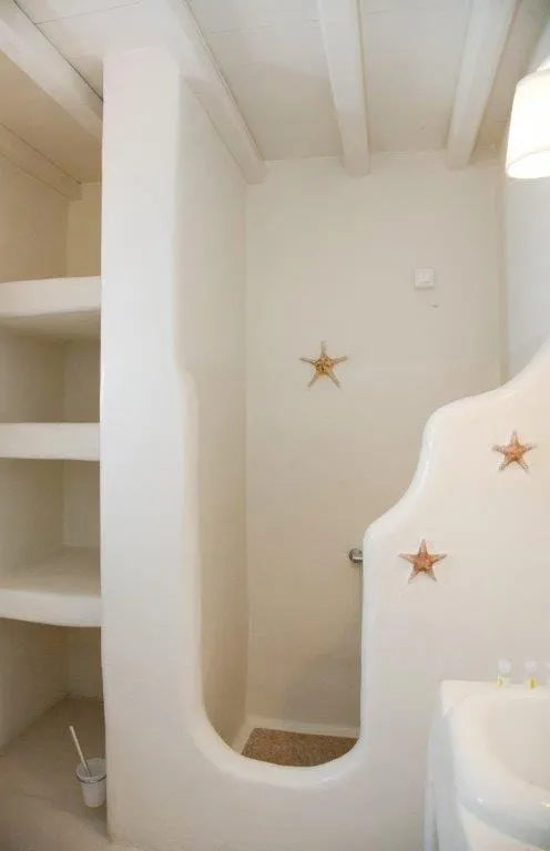 Junior suite near the pool trpl