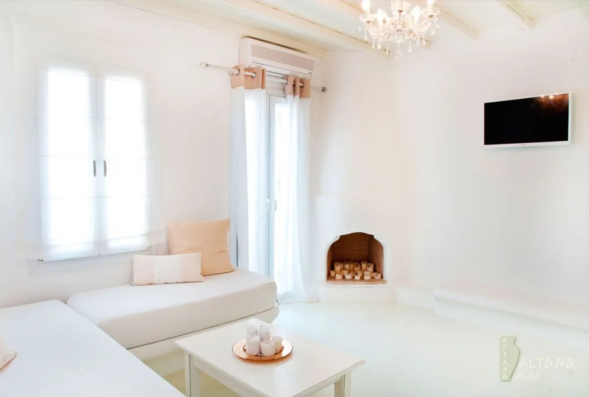 Romantic Superior Deluxe Suite Side Sea View