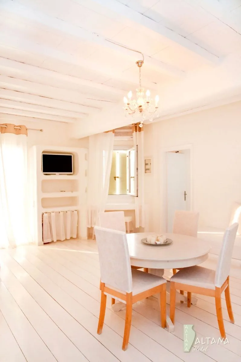 Altana Superior Suite