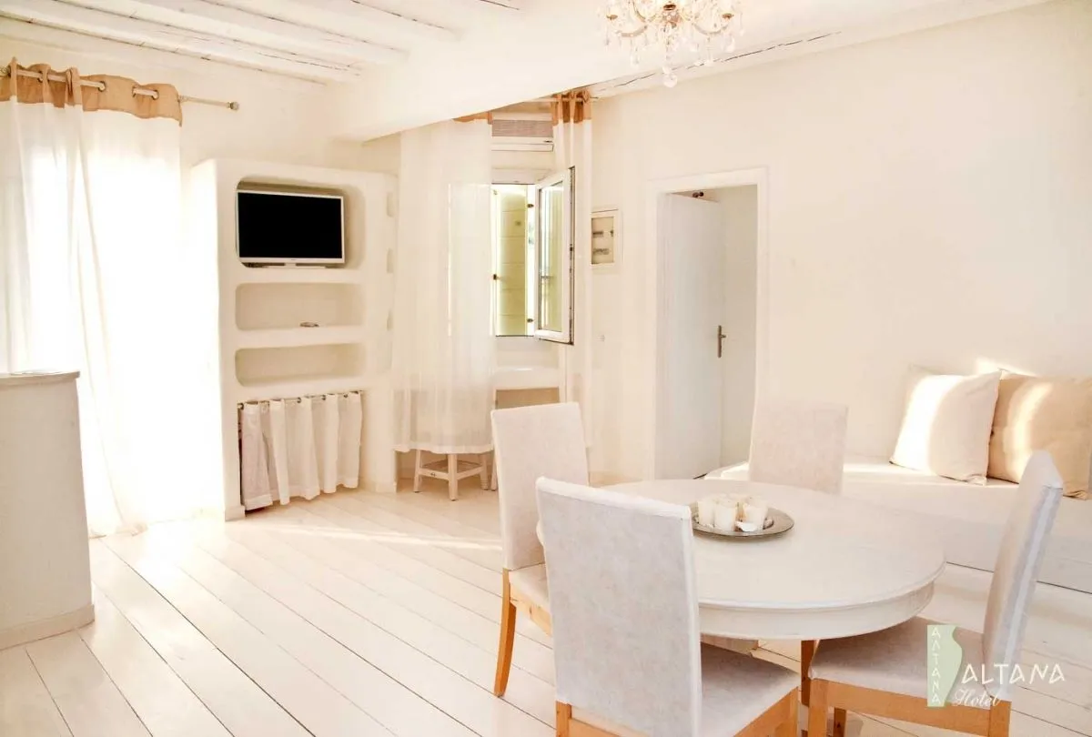 Altana Superior Suite