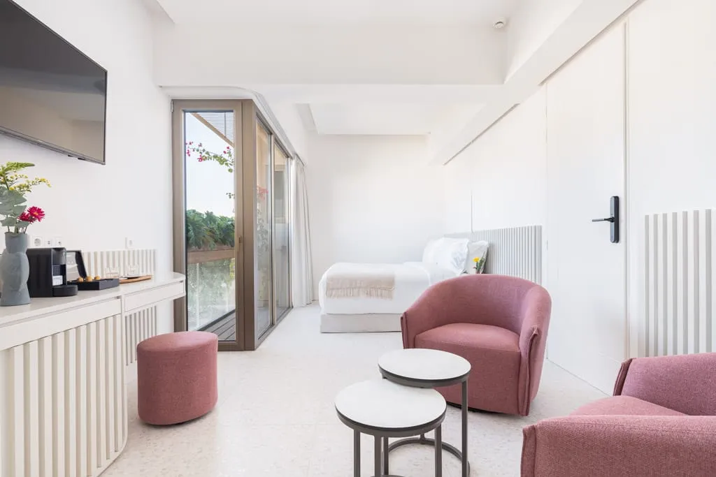Premium Double Acropolis View