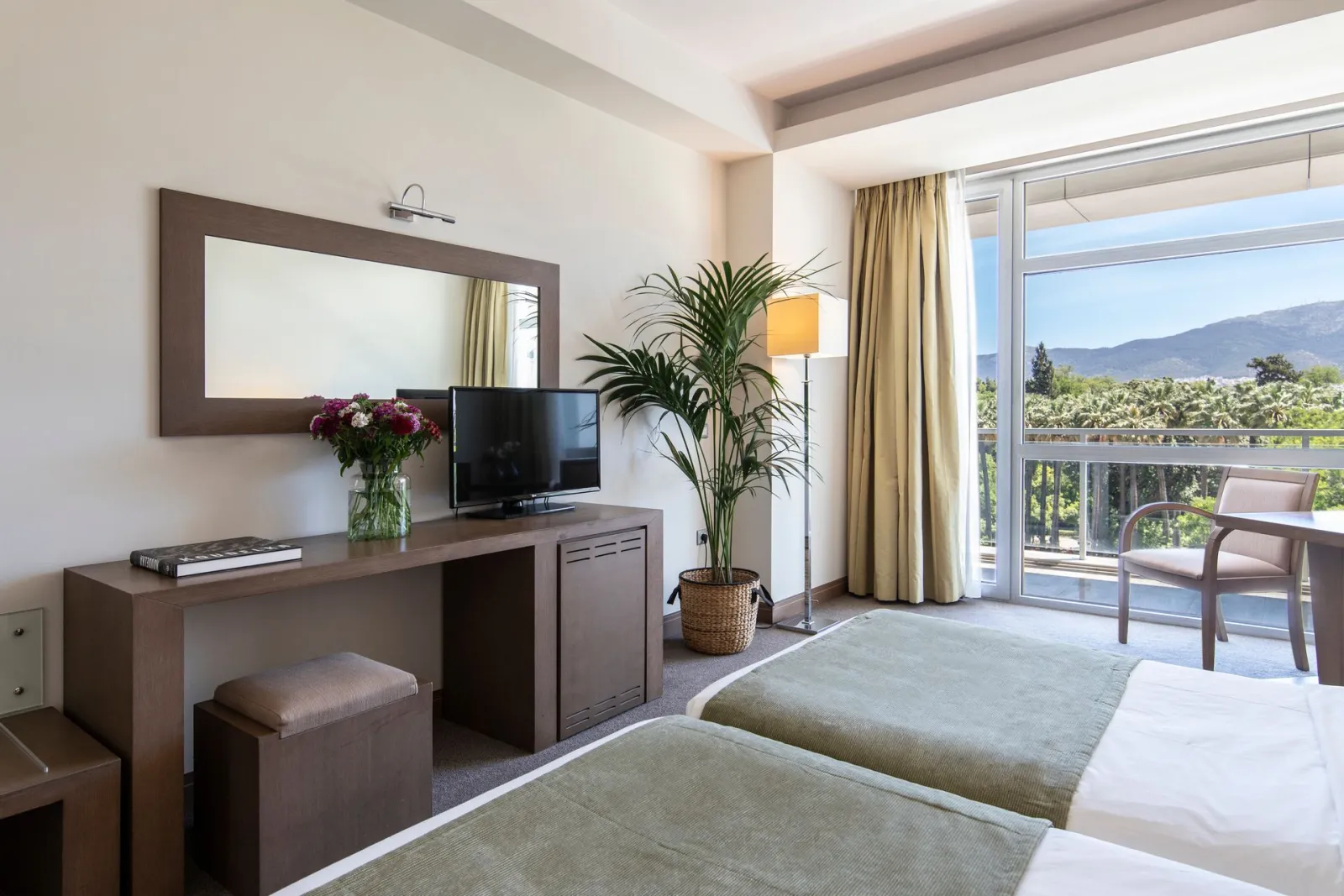 Interconnecting Room