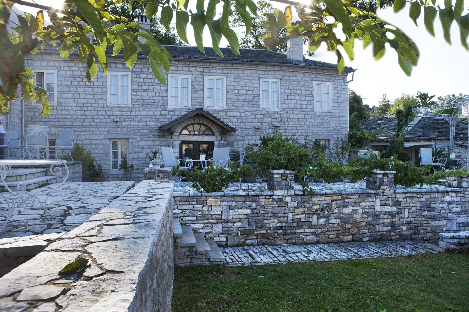 Entire Country House ( 4 bedrooms )