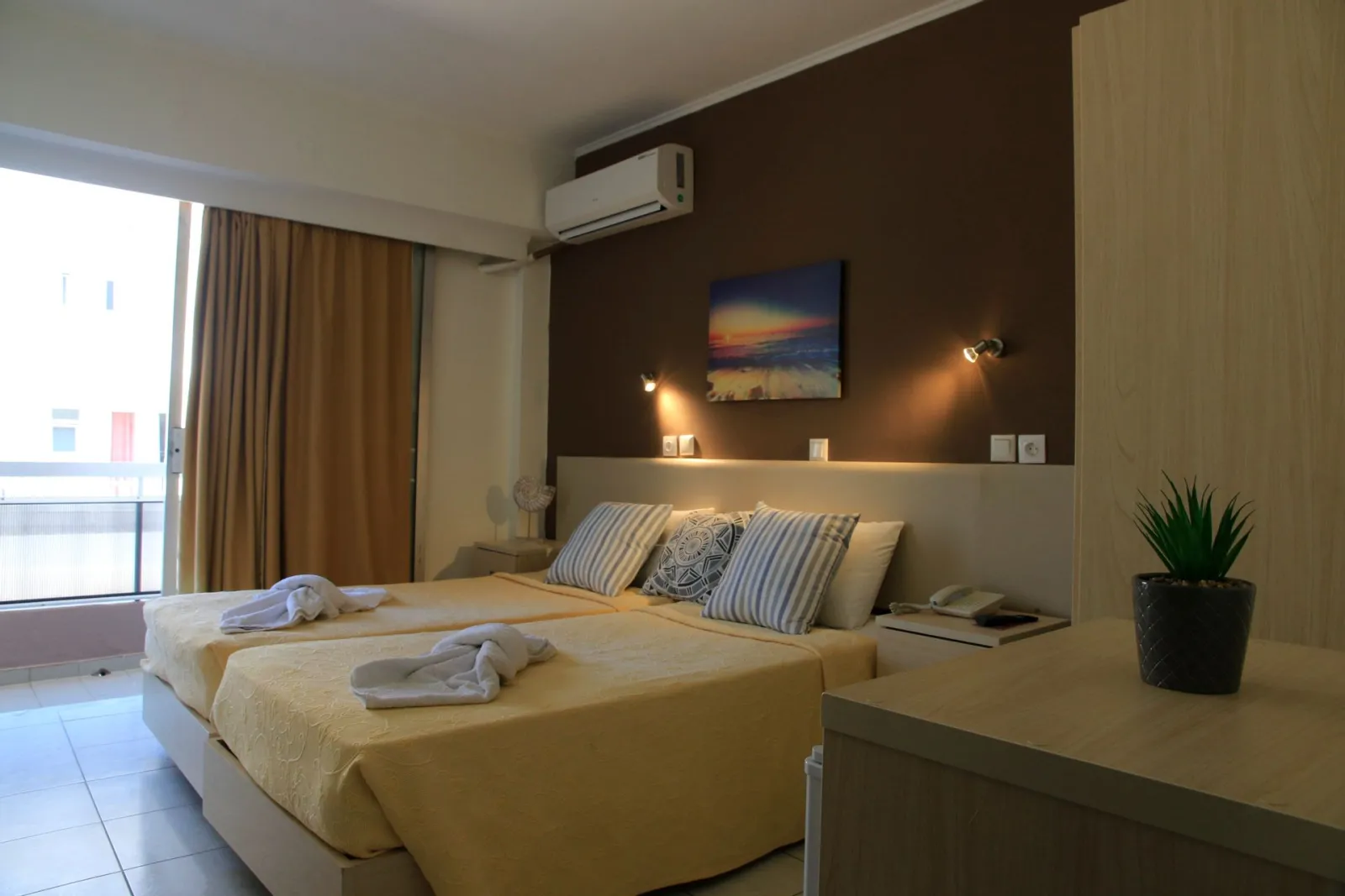 Triple Room