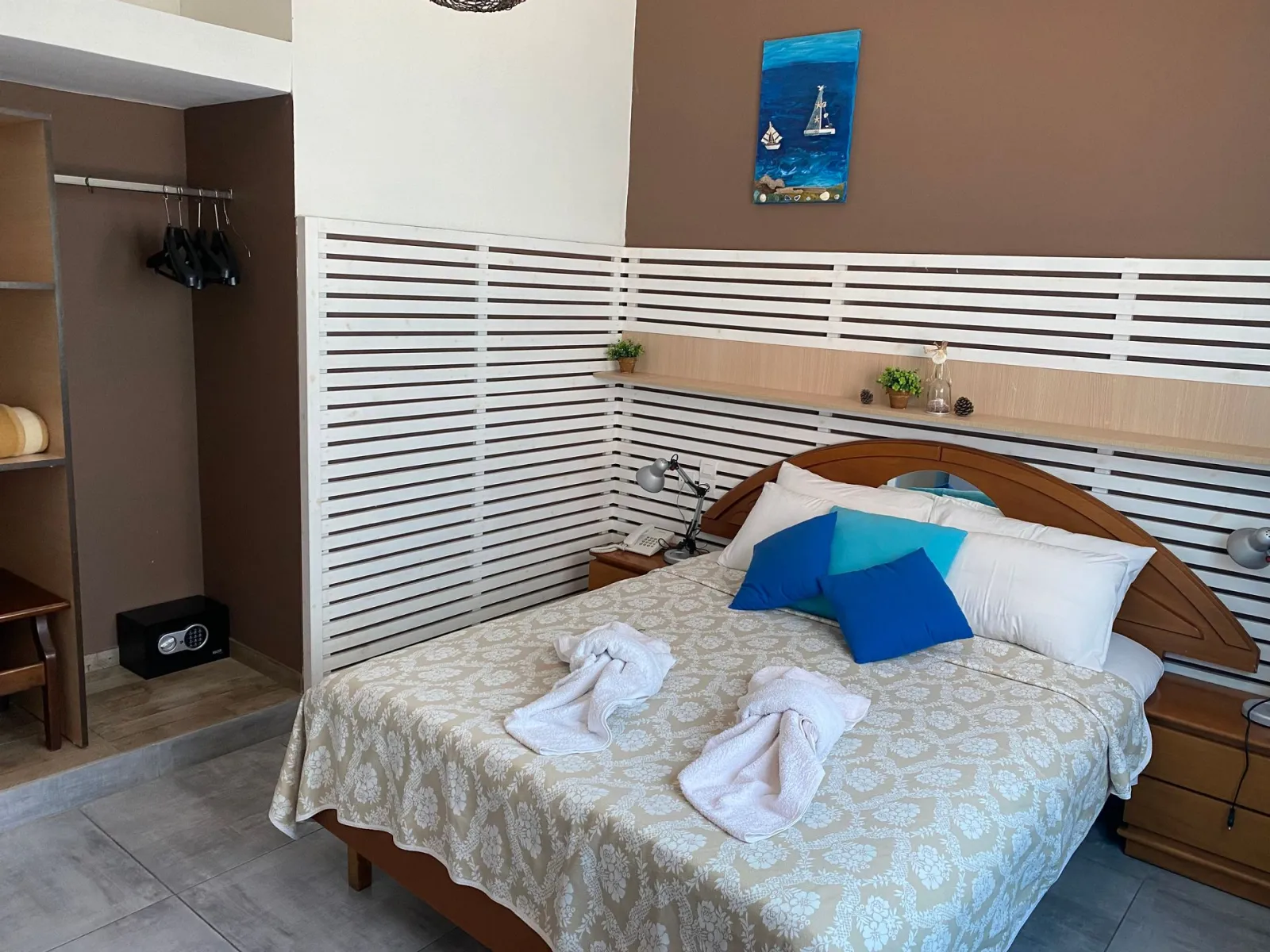 2 Bedroom Studio