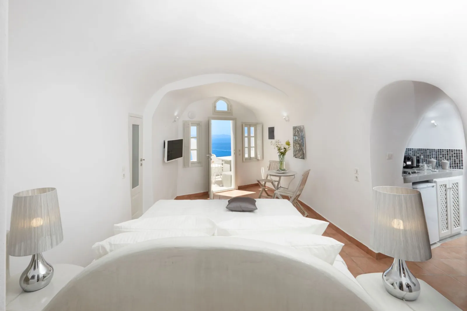 Amaya Horizon Villa | Caldera View-Outdoor Hot Tub