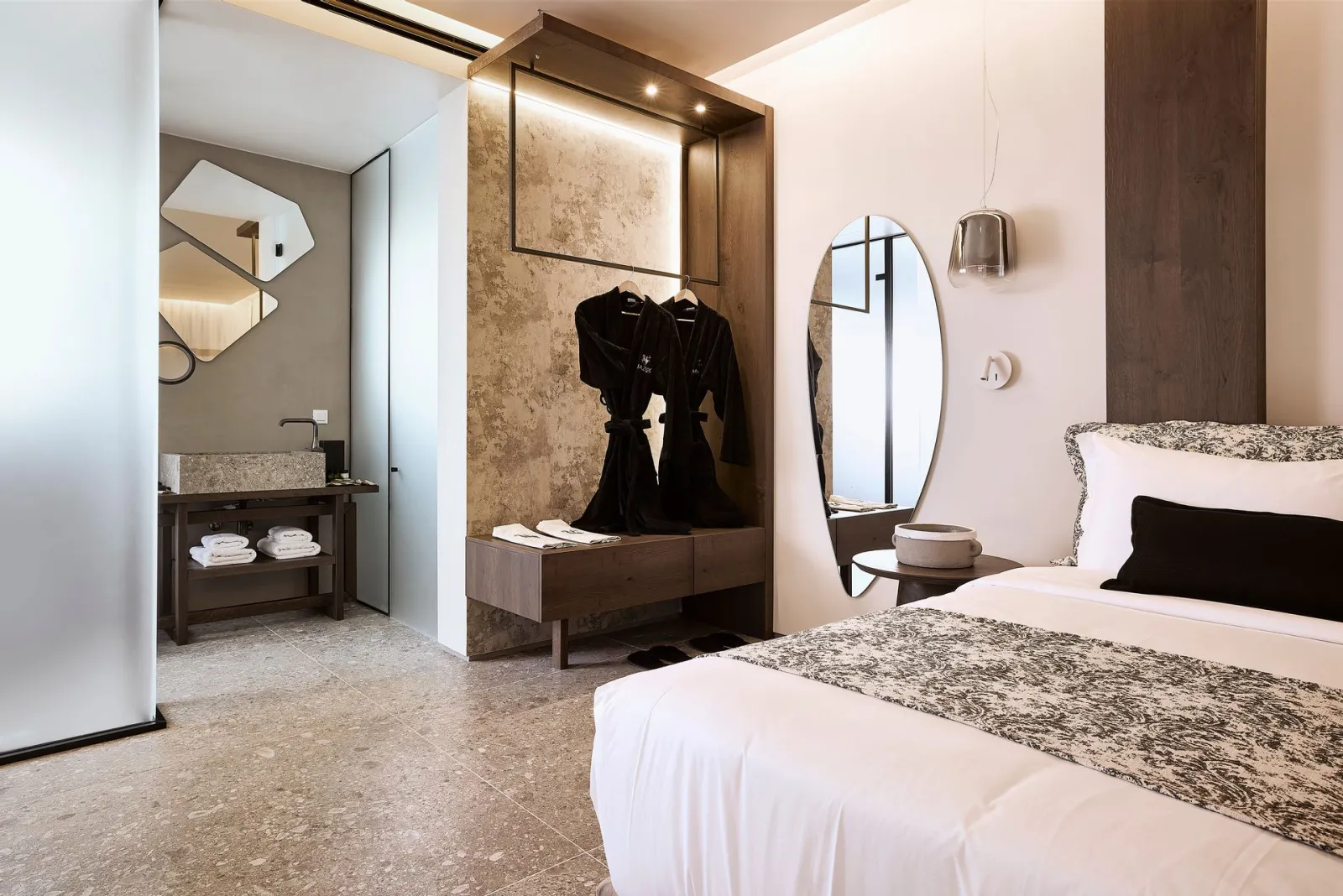 Sunset Deluxe Sea View Suite with Outdoor Heated Whirlpool
