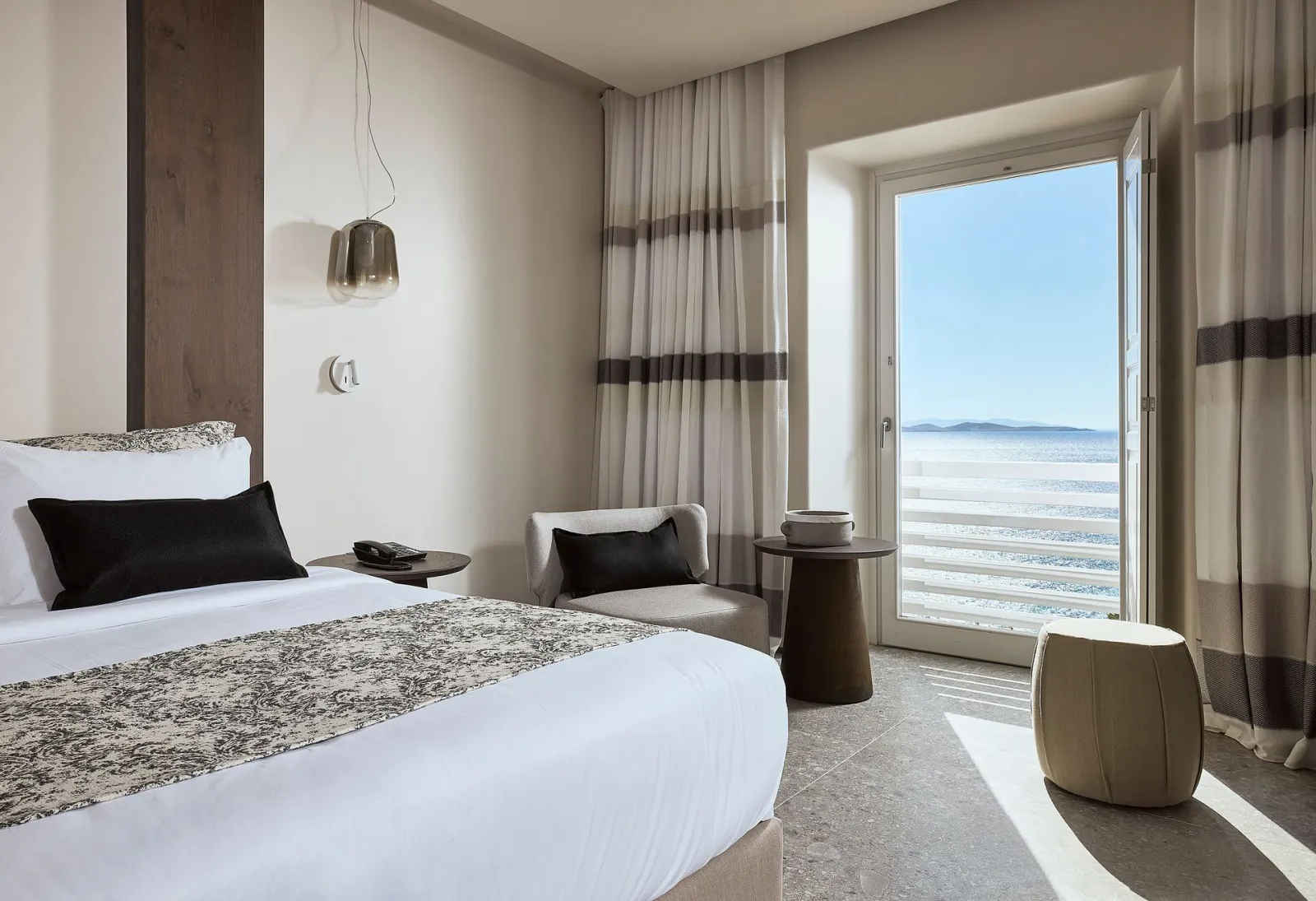 Sunset Deluxe Sea View Suite with Outdoor Heated Whirlpool