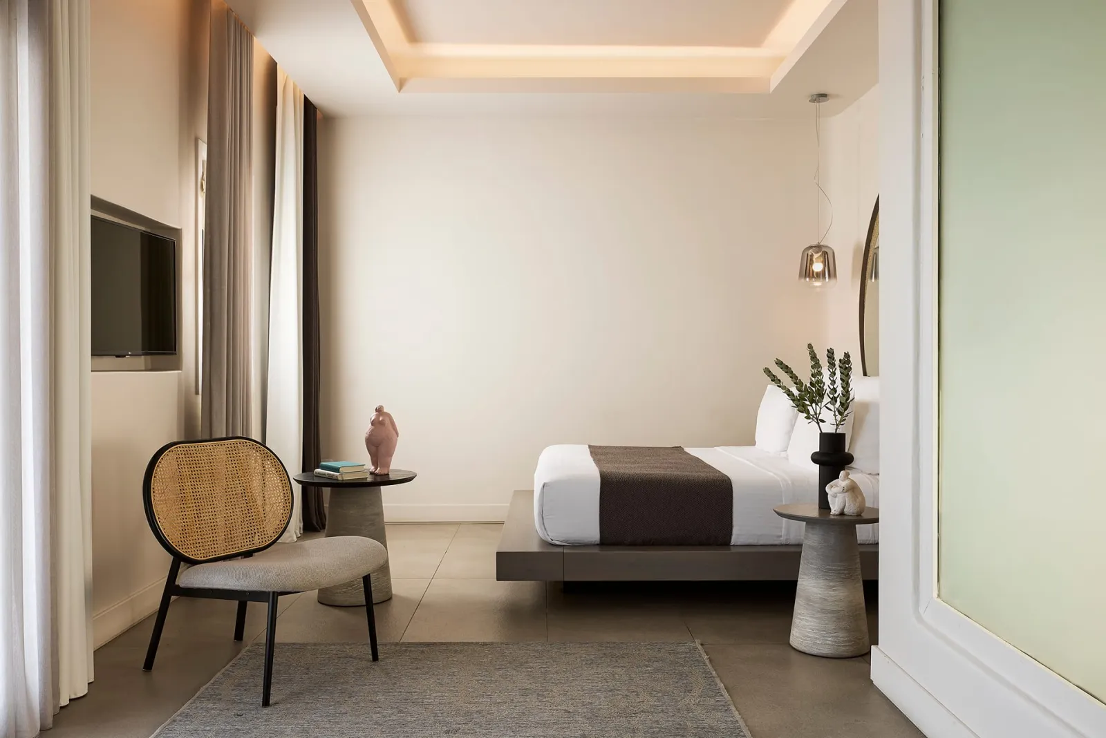 Premium sea view suite with private pool