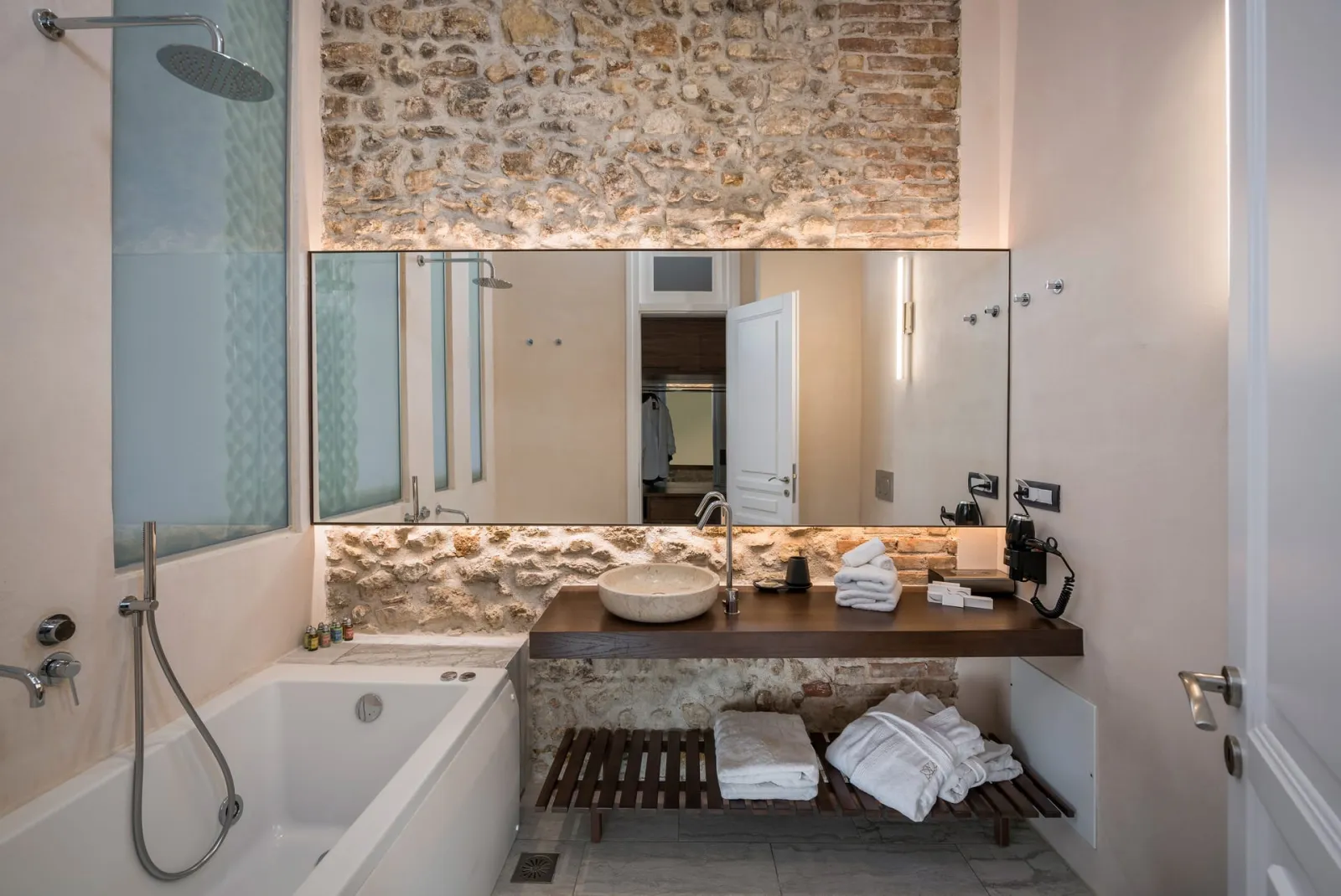 Junior Suite Old Town View