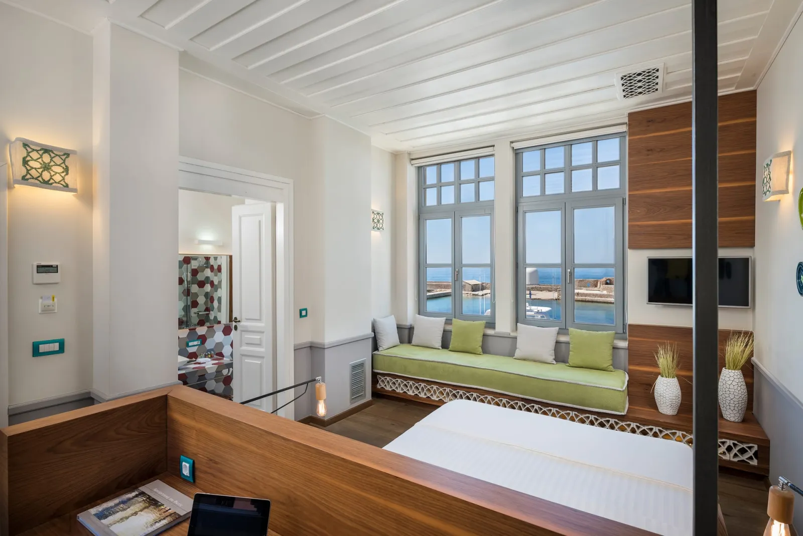 Deluxe Double Room with Front Sea View [Fabric]