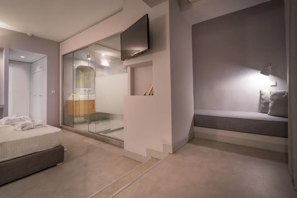 Junior Suite Swim Up