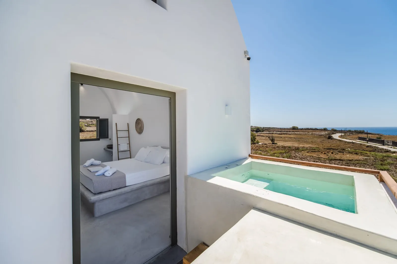 Exclusive Amethyst Suite with Outdoor Jetted Tub & Sea View