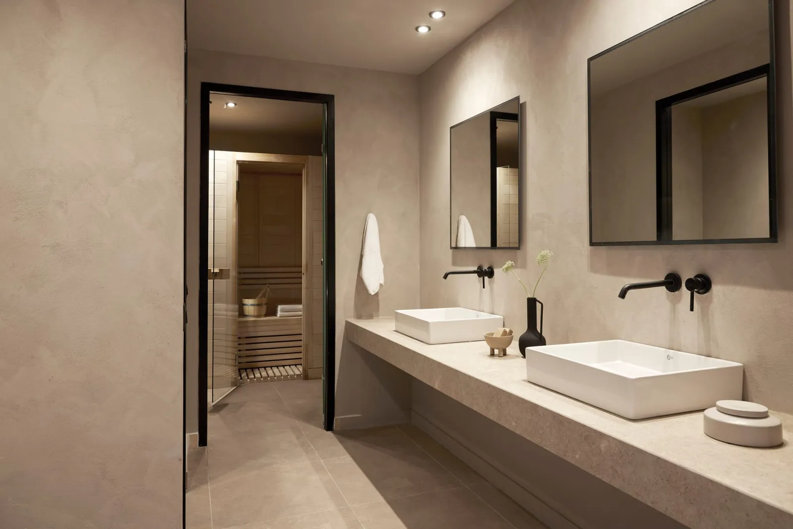 Helea Suite with Sea View and Private Sauna
