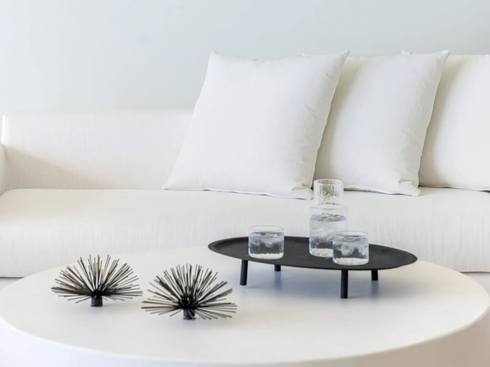 Amirandes White Suite