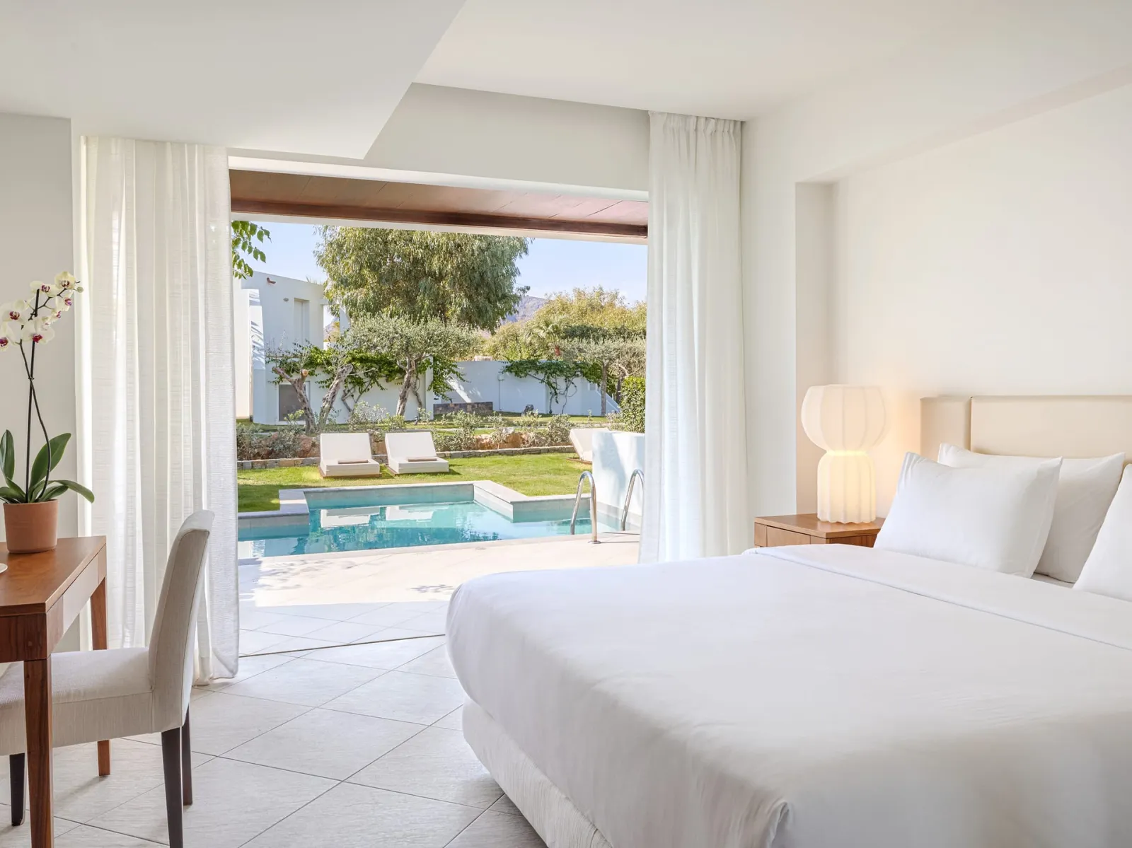 Swim up 2- bedroom suite