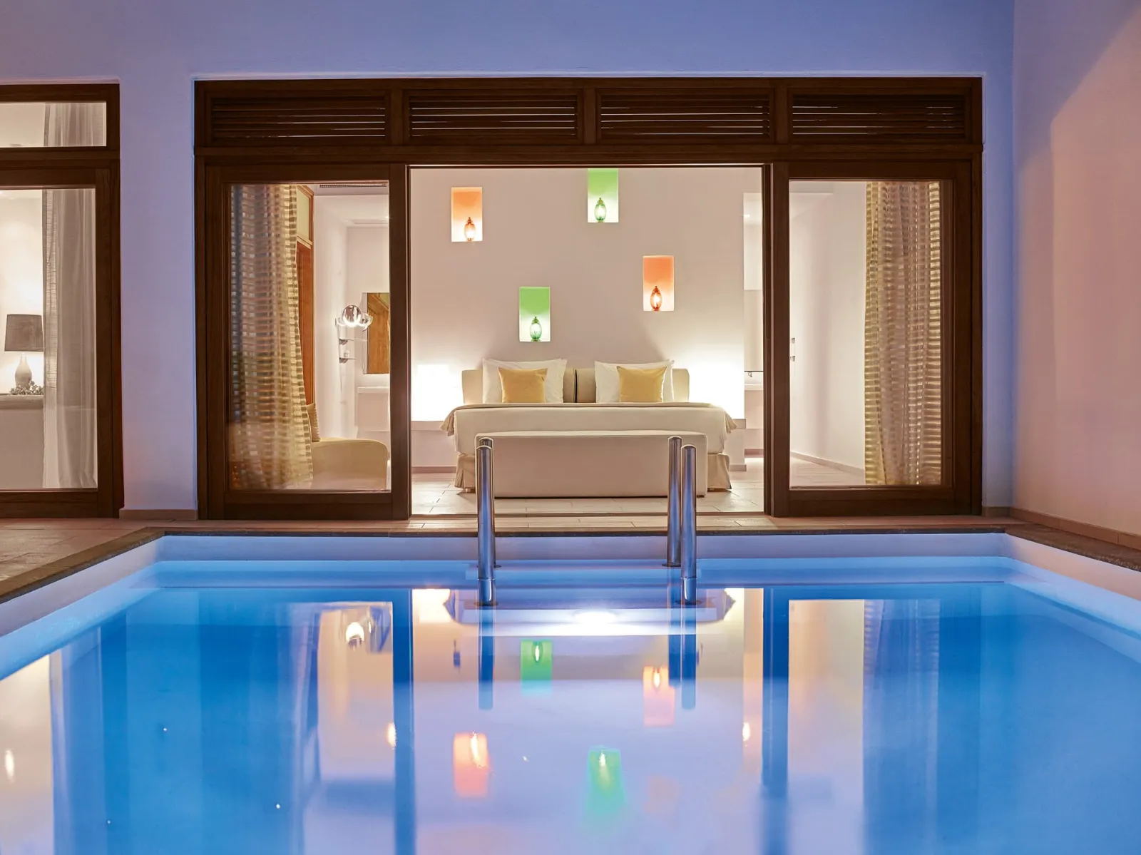 Junior villa waterfront with private pool (one bedroom)