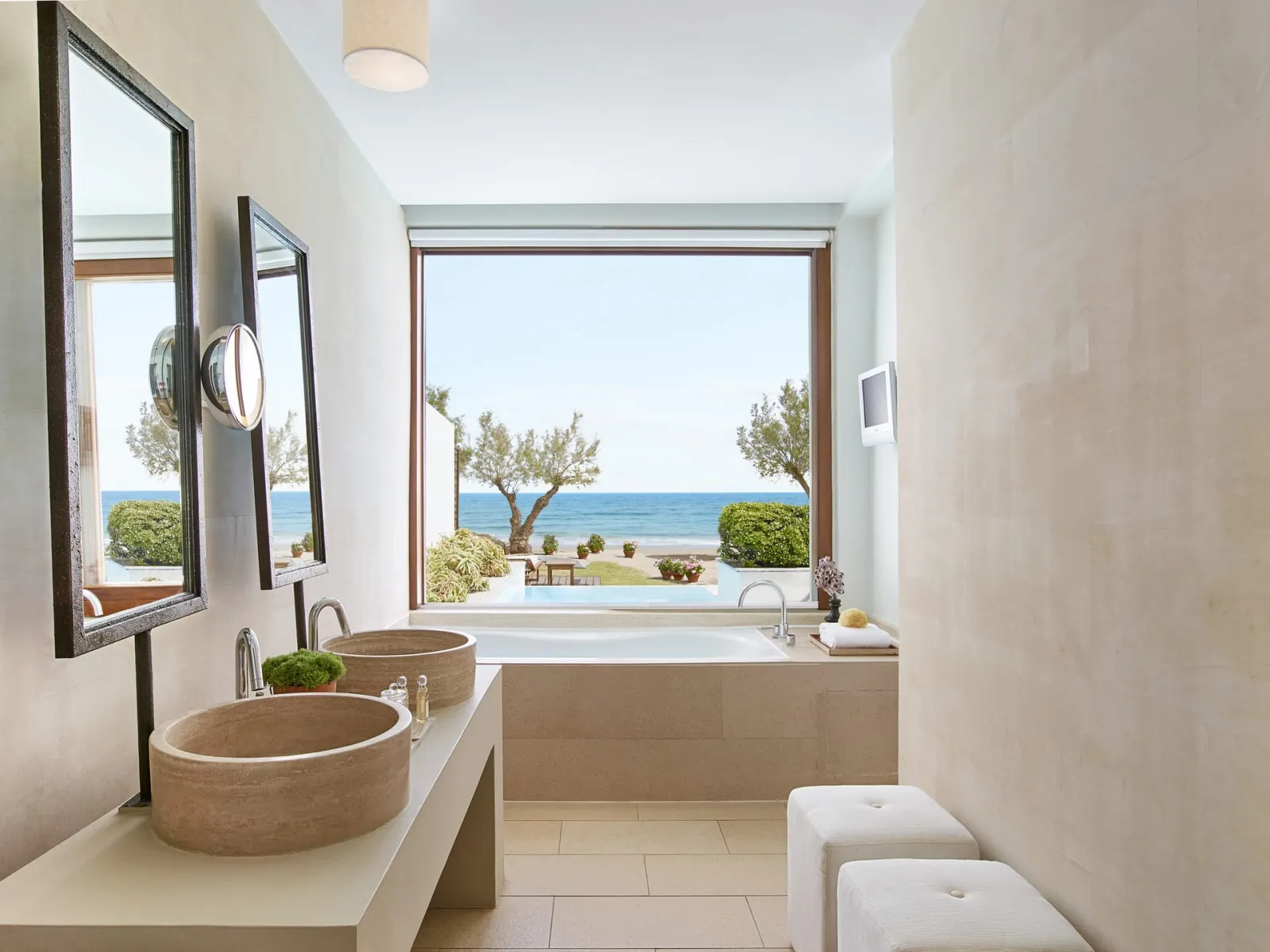 2-Bedroom Villa Sea View