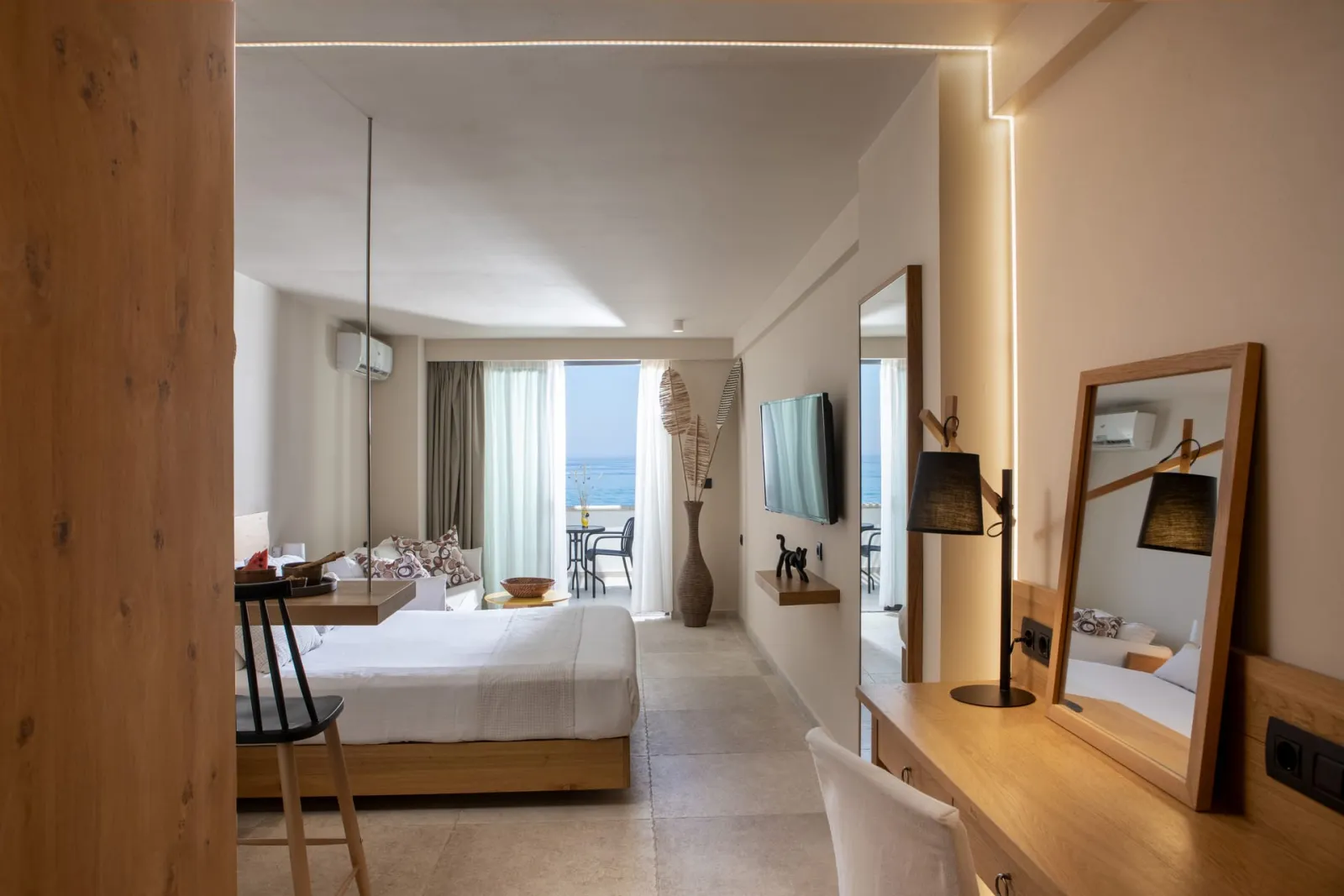 Deluxe Suite Sea View
