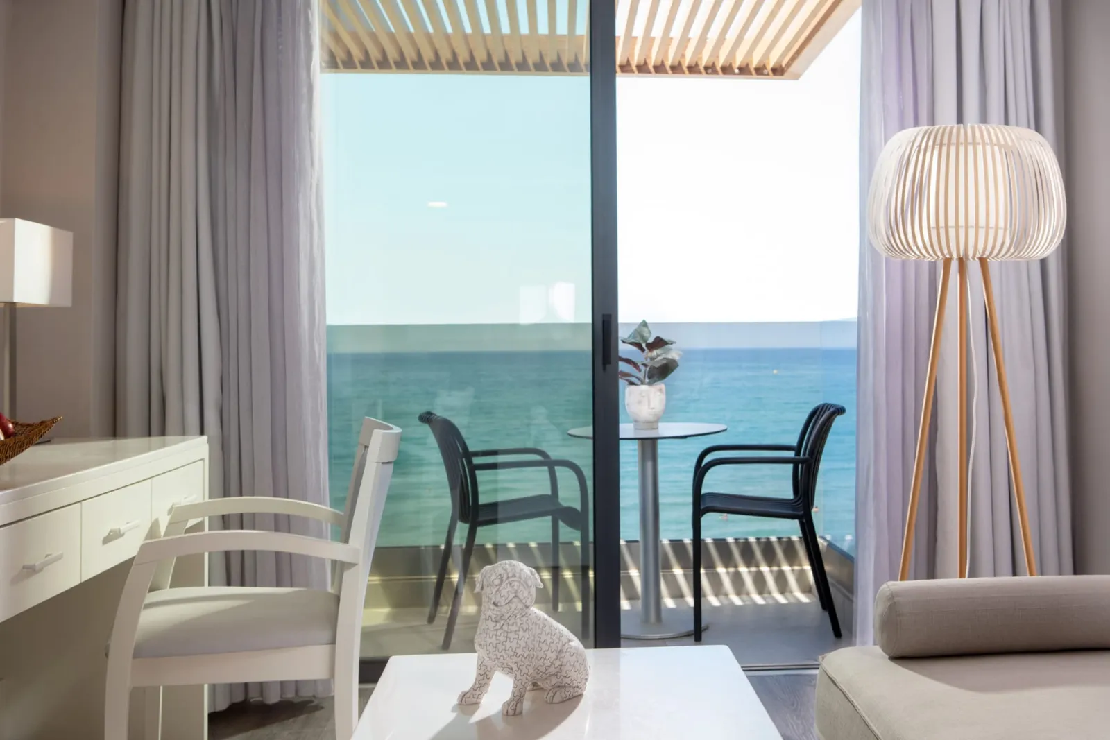 Deluxe 1 Bedroom Suite Sea View